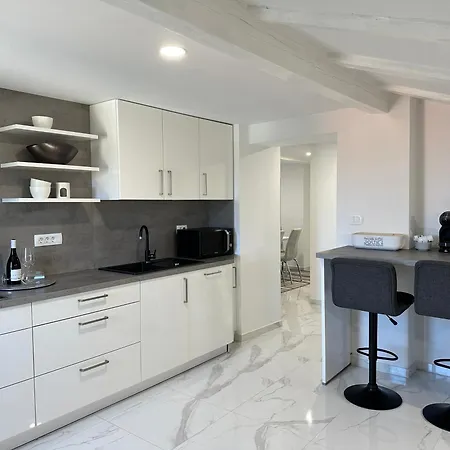 Apartma 78