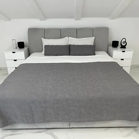 Apartma 78 Apartment Koper