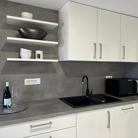 Apartma 78 Koper