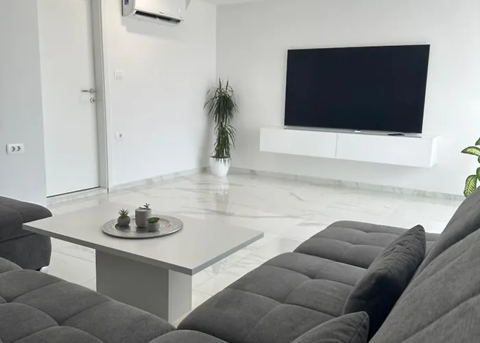 Apartma 78 코페르